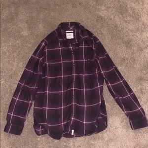 American Eagle Women’s Medium Burgundy Flannel